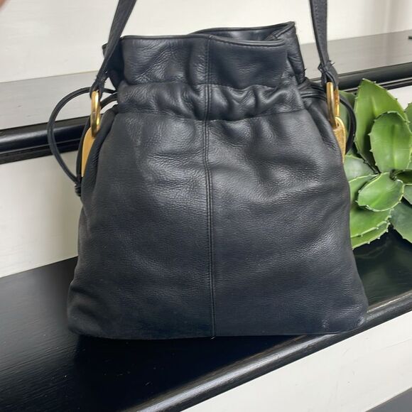 Italian Leather bucket bag crossbody shoulder handbag drawstring black gold - Picture 4 of 13